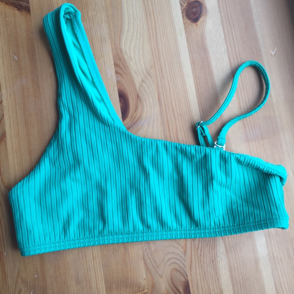 Top shop one shoulder bikini!